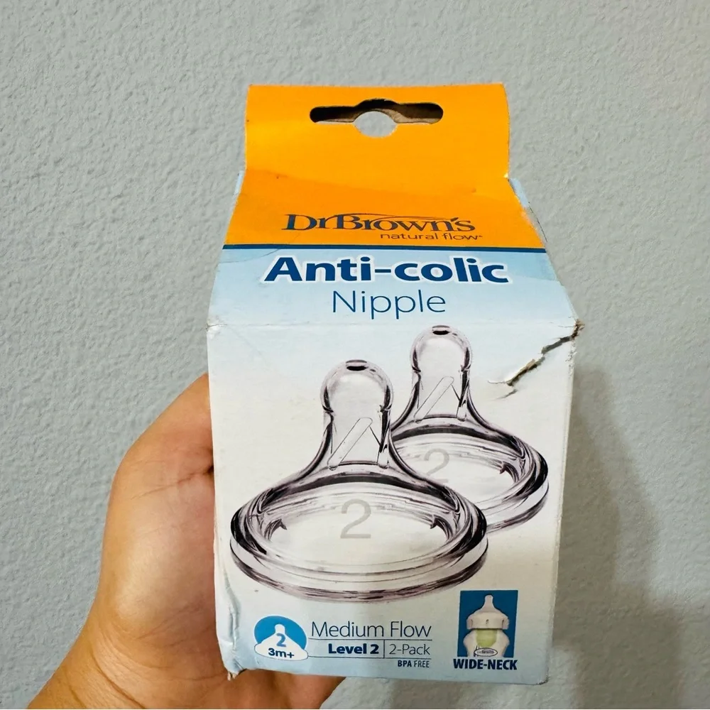 Dr. Brown's Anti-Colic‎ Medium Flow Level 2 Nipple Two Pack BPA Free Wide Neck